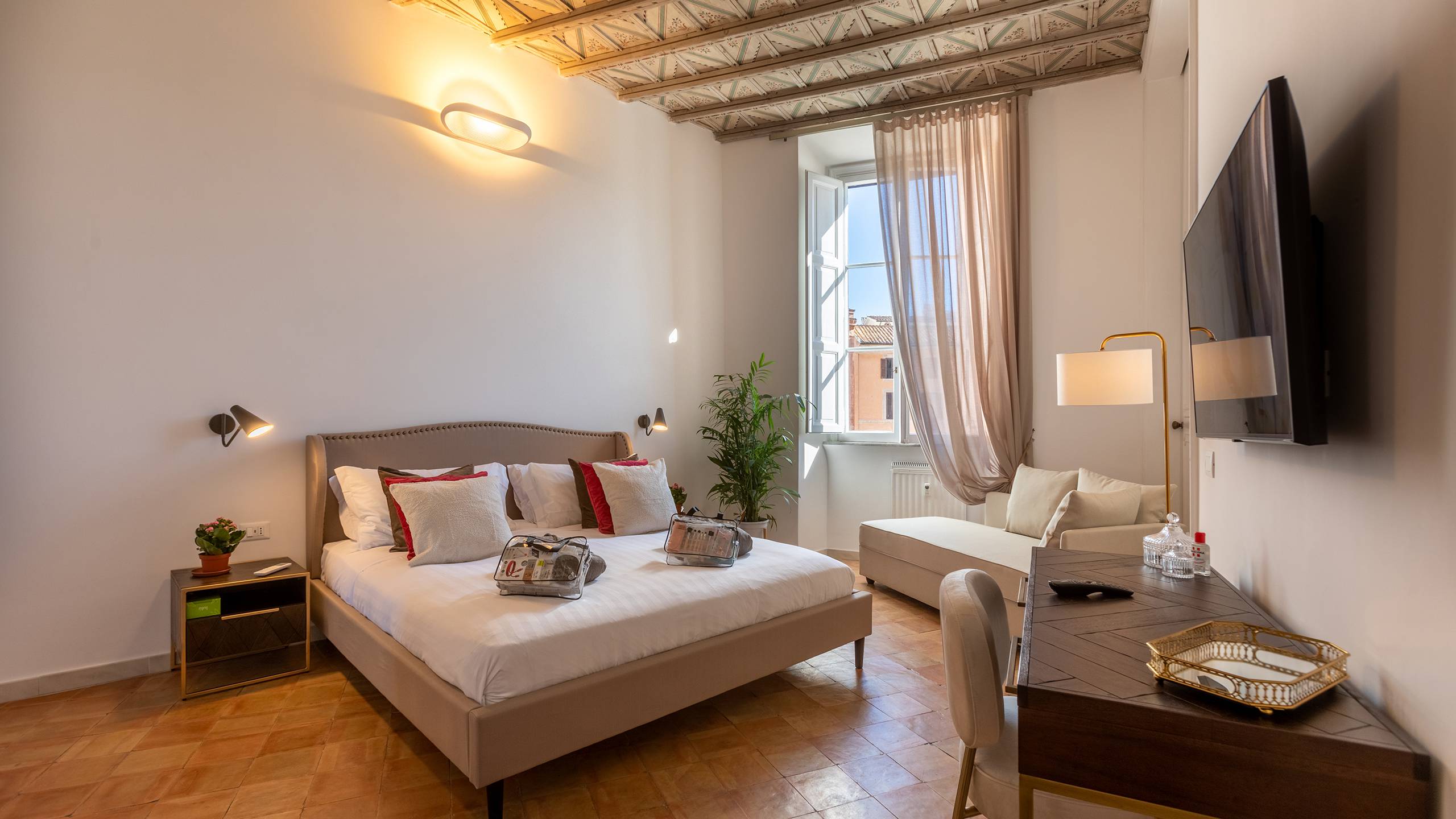 Suite-Navona-Roma-CORL2468-HDR