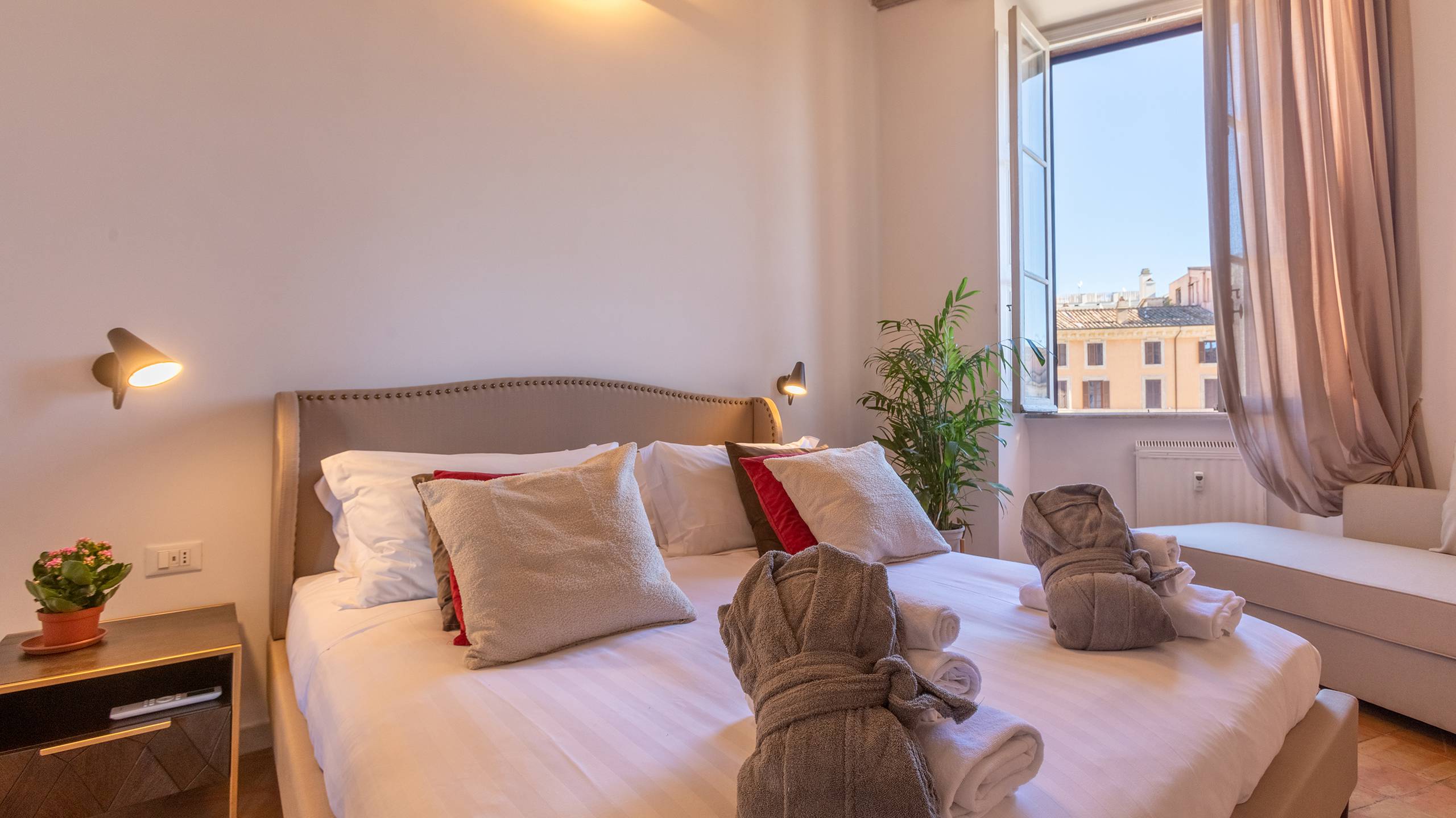 Suite-Navona-Roma-CORL2876-HDR